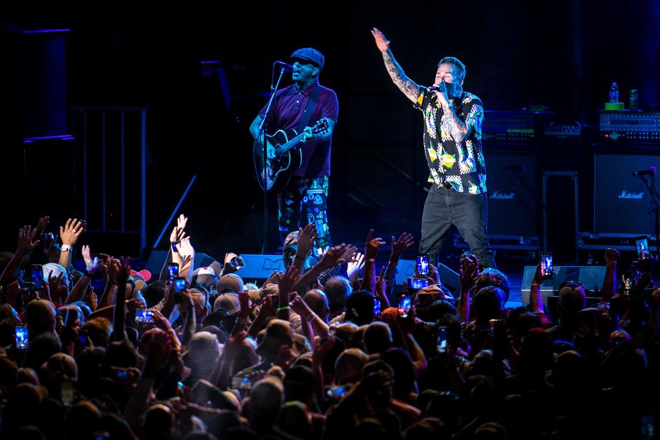 Sugar Ray performs Wednesday, Day 4 of RAGBRAI, for a packed and enthusiastic crowd in Mason City.