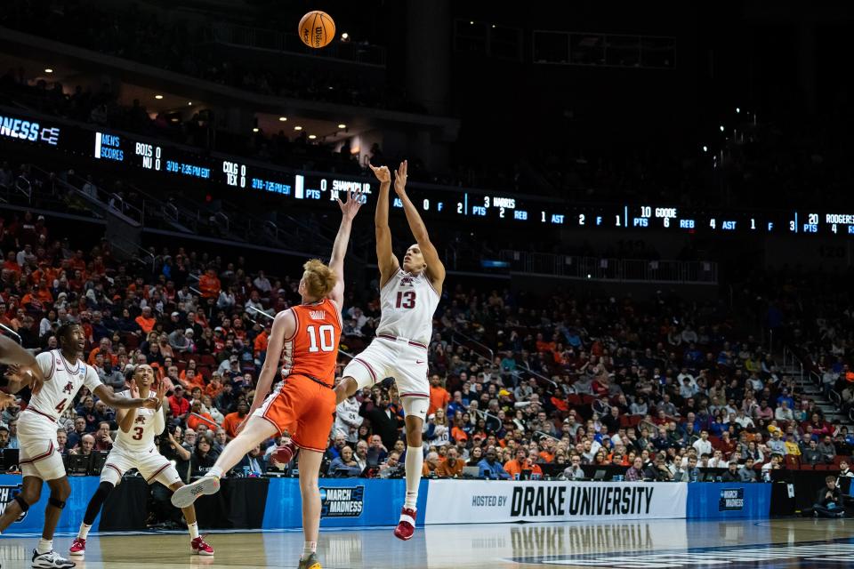 Arkansas’ Jordan Walsh shoots the ball during the NCAA men’s basketball tournament first round match-up between Illinois and Arkansas, on Thursday, March 16, 2023, at Wells Fargo Arena, in Des Moines, Iowa.