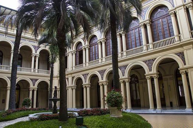 El patio de las palmeras de Casa Rosada