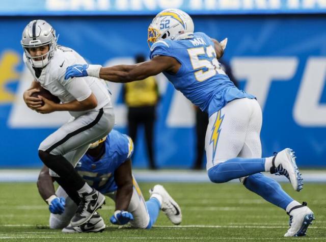 Las Vegas Raiders 19 vs 24 Los Angeles Chargers summar: stats and  highlights