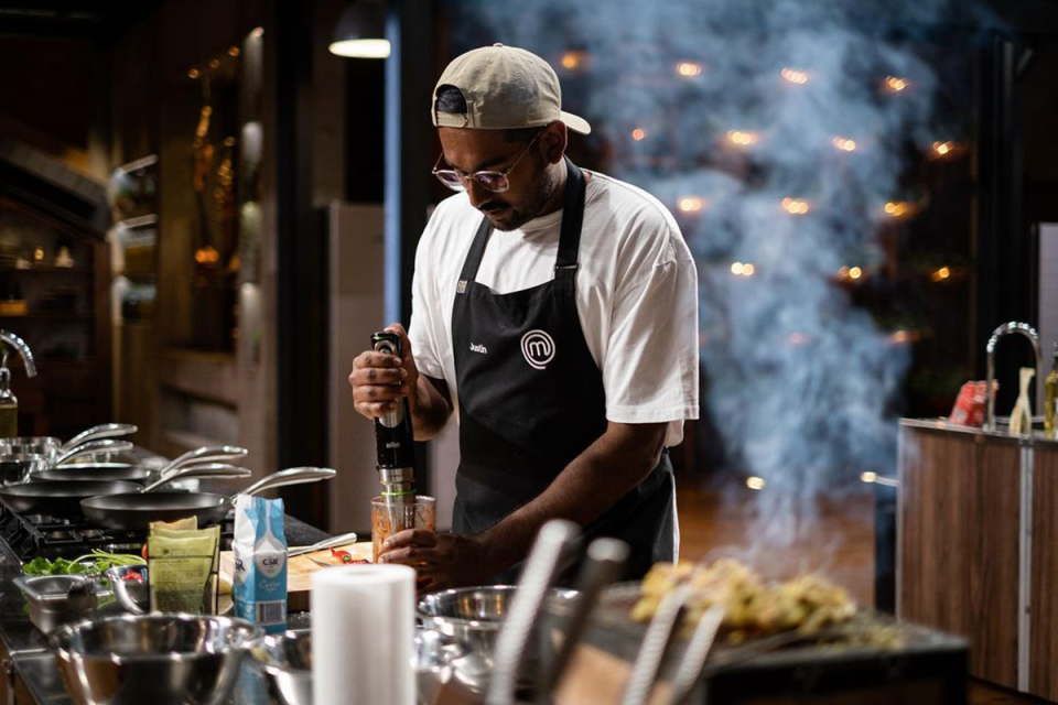 MasterChef's Justin Narayan cooking.