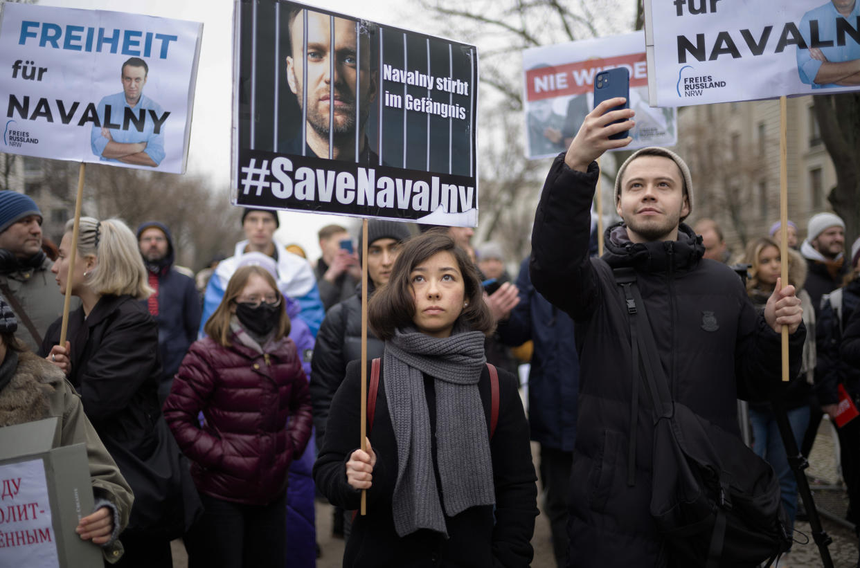 People attend a demonstration demanding the release of Alexey Navalny in Berlin (Markus Schreiber / AP file)