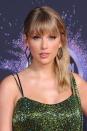 Auch Taylor Swift kann man mieten. Die Sängerin packt für rund eine Million Dollar die Gitarre aus. Das Doppelte verlangt...