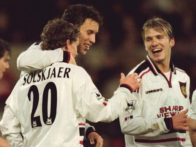 Ole Gunnar Solskjaer, left, celebrates scoring against Nottingham Forest