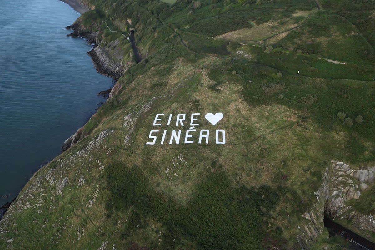 The tribute in Bray Head, Ireland  (The Tenth Man)