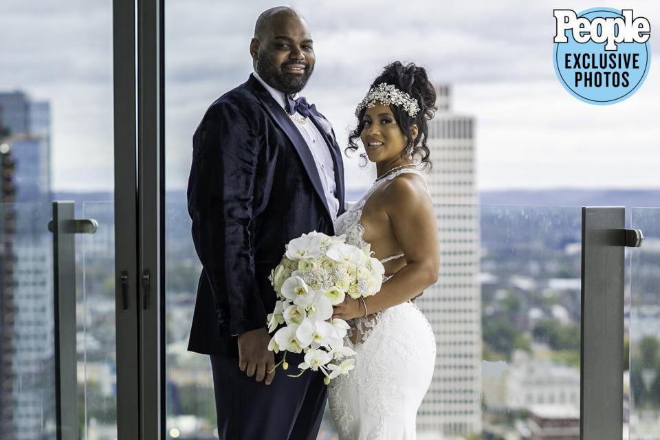 Michael Oher Who Inspired The Blind Side Is Married Inside The 4566