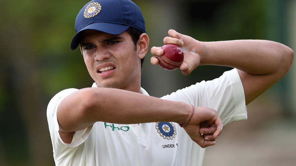 Arjun Tendulkar in 2018. (Photo by ISHARA S. KODIKARA/AFP/Getty Images)