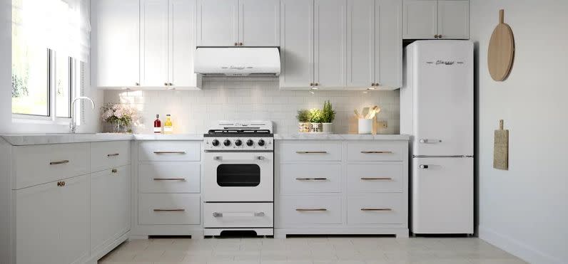 <p><a href="https://go.redirectingat.com?id=74968X1596630&url=https%3A%2F%2Fwww.wayfair.com%2Fappliances%2Fpdp%2Funique-appliances-classic-retro-22-counter-depth-bottom-freezer-energy-star-7-cu-ft-refrigerator-unqe1022.html&sref=https%3A%2F%2Fwww.housebeautiful.com%2Fshopping%2Fg30554857%2Fbest-retro-refrigerators%2F" rel="nofollow noopener" target="_blank" data-ylk="slk:Shop Now;elm:context_link;itc:0;sec:content-canvas" class="link ">Shop Now</a></p><p>Classic Retro Fridge</p><p>wayfair.com</p><p>$899.00</p>