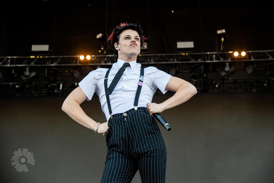 Yungblud Louder than Life AH 8863 2022 Louder Than Life Festival Brings Rock and Metal to the Masses on a Grand Scale: Recap + Photos