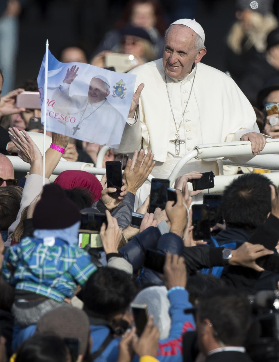 Pope Francis arrives to celebrate a Mass in Freedom Square, in Tallinn, Estonia, Tuesday, Sept. 25, 2018. Pope Francis concludes his four-day tour of the Baltics visiting Estonia. (AP Photo/Mindaugas Kulbis)