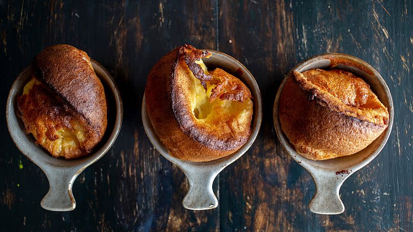 L'un des aspects les plus intéressants du Yorkshire Pudding ? Il peut être petit ou grand, selon le nombre de personnes que vous nourrissez