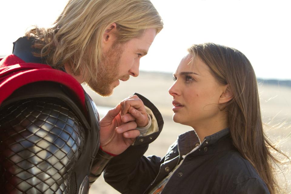 Chris Hemsworth, Natalie Portman Thor - 2011