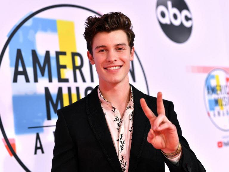 Shawn Mendes says he doesn’t wash his face because ‘if you’re happy, you won’t break out’