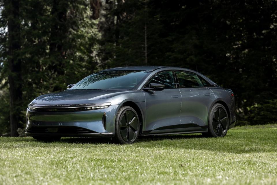 2024 lucid air