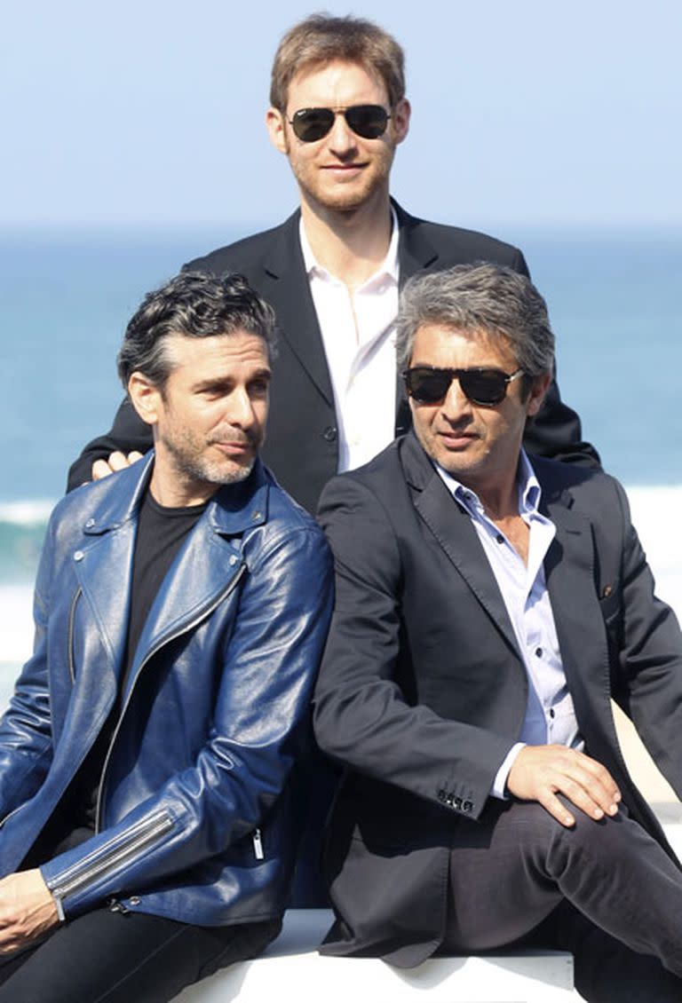 Damián Szifrón, el director de Relatos Salvajes, junto a dos de los protagonistas: Leonardo Sbaraglia y Ricardo Darín