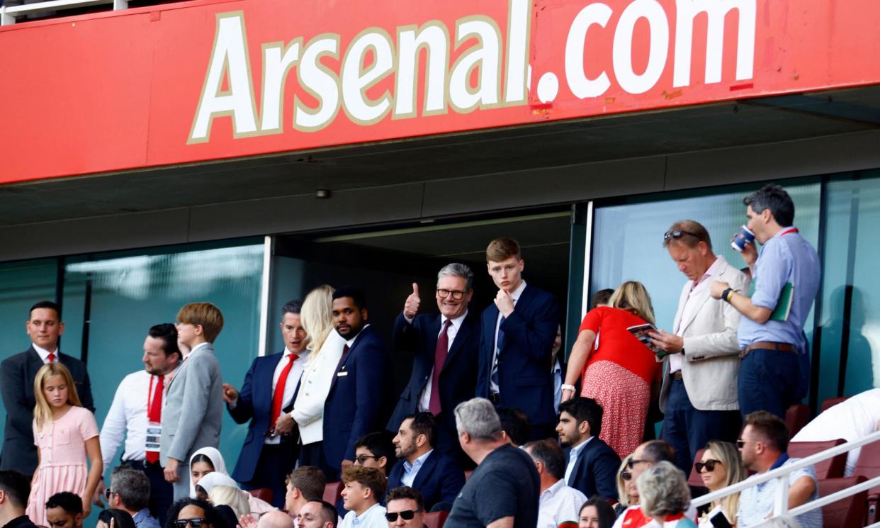 <span>Keir Starmer gives a thumbs up at an Arsenal game in August.</span><span>Photograph: John Sibley/Action Images/Reuters</span>