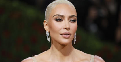 Kim Kardashian dice que sería capaz de comer excrementos para lucir joven y da mucho qué pensar