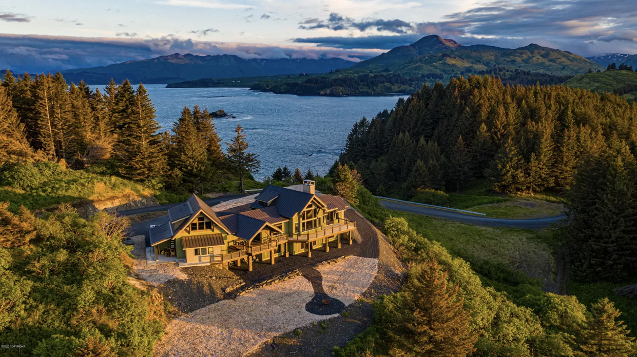 Kodiak Mansion