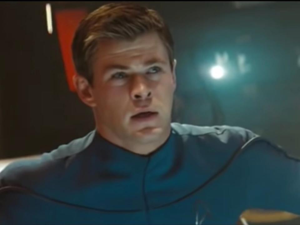 chris hemsworth star trek 2009