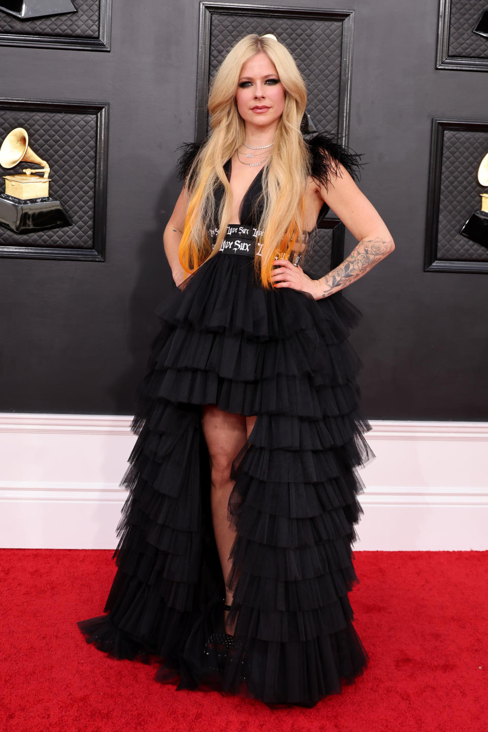 Avril Lavigne at the 2022 Grammy Awards. (Image via Getty Images)