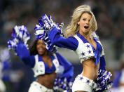 <p>A Dallas Cowboys Cheerleader performs during the football game between the Philadelphia Eagles and the Dallas Cowboys at AT&T Stadium on November 19, 2017 in Arlington, Texas. (Photo by Tom Pennington/Getty Images) </p>