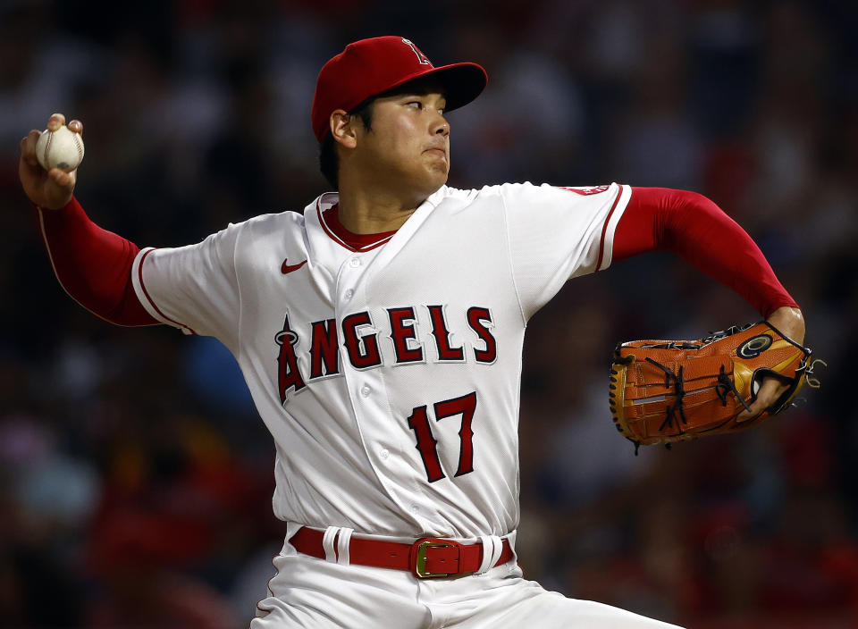 ANAHEIM, CALIFORNIA - AUGUST 15:  Shohei Ohtani #17 of the Los Angeles Angels pitches against the Seattle Mariners in the fourth inning at Angel Stadium of Anaheim on August 15, 2022 in Anaheim, California. (Photo by Ronald Martinez/Getty Images)