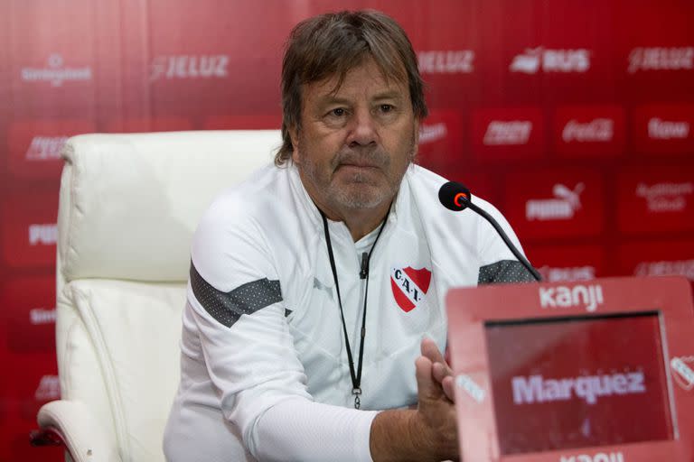 Ricardo Zielinski se convirtió en el nuevo entrenador de Independiente en medio de la crisis