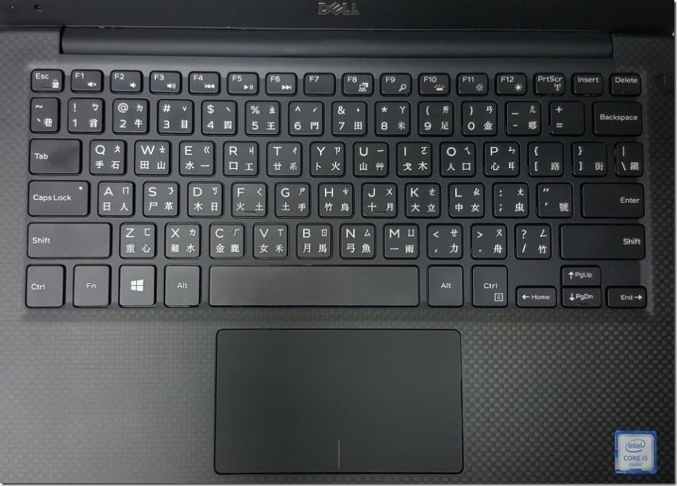 13 吋螢幕筆電只有 11吋大小？Dell XPS 13 讓出差旅行更具行動力