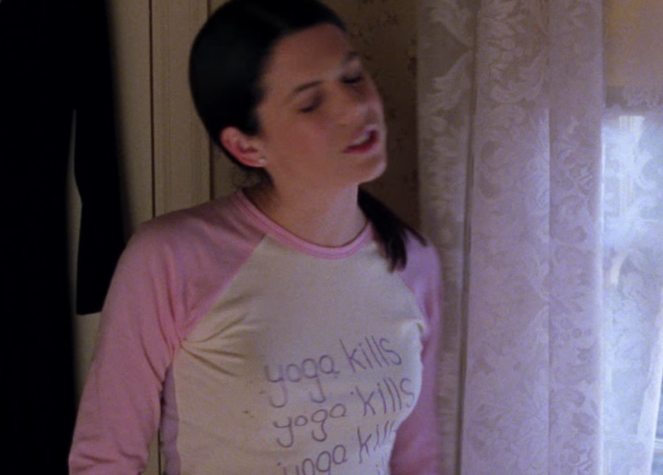 Remember 2002, when you didn't actually have to be witty yourself as long as your T-shirt was cracking a joke? Lorelai does.