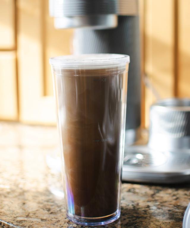 Iced Lattes at Home with My New Mr.Coffee Café Latte Maker {Review} - Mom  and More