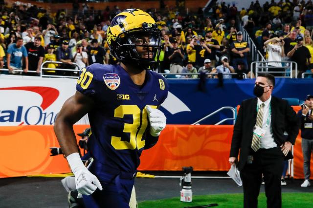 Morning mock draft: CBS Sports sends Bills interesting defensive back