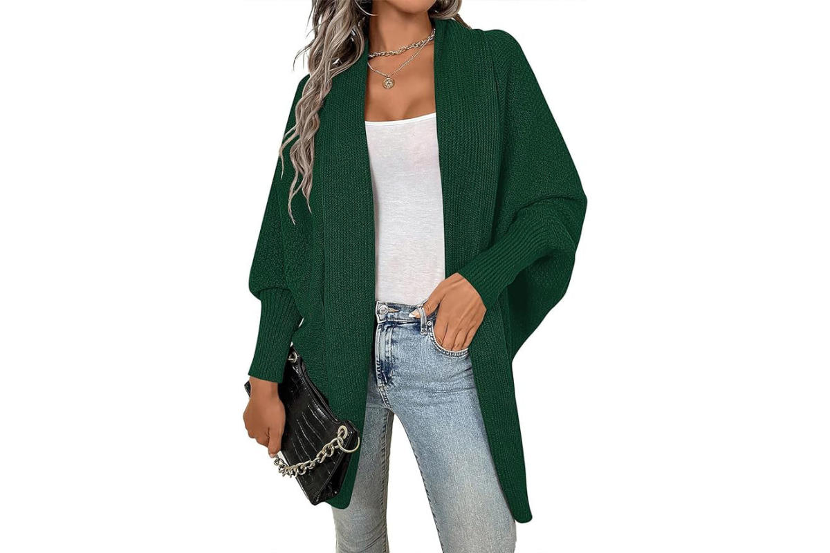 20 Cozy Cardigans to Emulate the Rich Mom Look