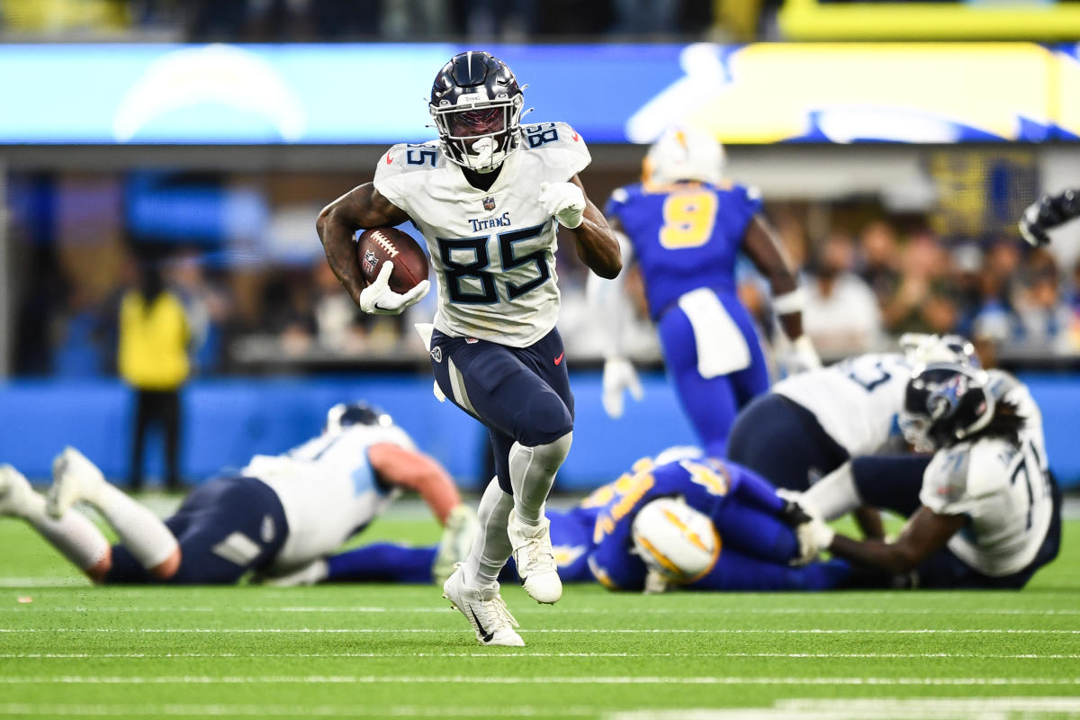 Fantasy football breakout candidates who ended 2022 on a hot streak 