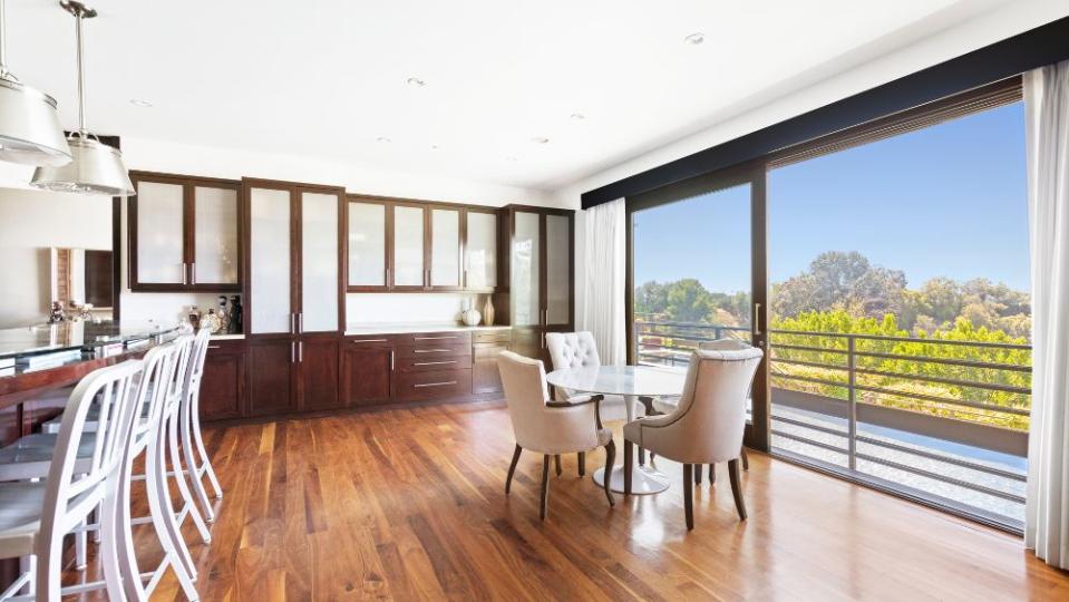 Eat-in kitchen overlooking Los Angeles - Credit: Charmaine David Photography