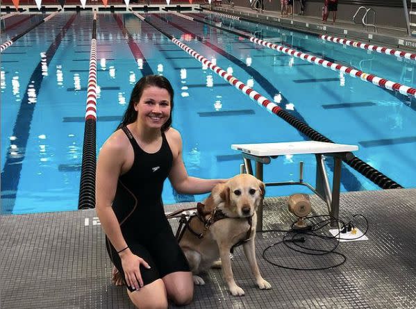 Cette nageuse paralympique malentendante et malvoyante obligée d'abandonner les JO car elle ne peut pas être accompagnée par son accompagnatrice (Photo: Becca Meyers / Instagram)