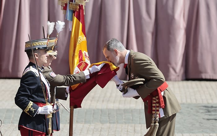 Felipe VI jura bandera 2024