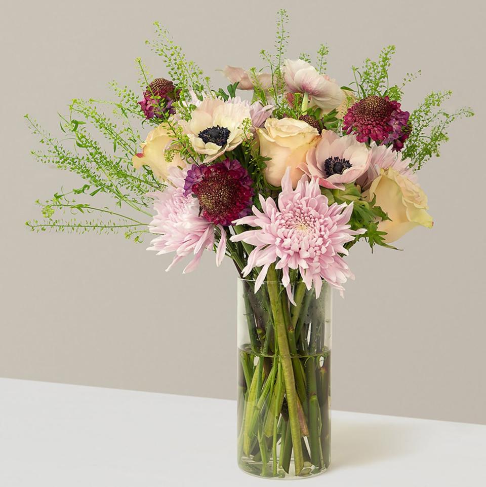 Valentine's Day online flowers