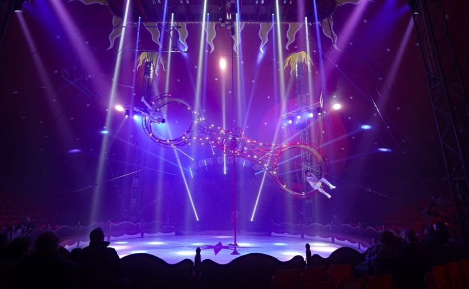 Tom and Jamie Duffy perfom on the Space Wheel of Death at Tom Duffy’s Circus, which has begun touring Ireland again with a show in Drogheda having been shut down by the Covid-19 lockdown. Picture date: Saturday November 6, 2021. PA Photo. See PA story IRISH Circus . Photo credit should read: Niall Carson/PA Wire