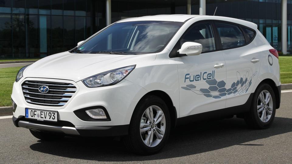 Hyundai Tucson FCEV Owner Shocked by $113K Repair Bill for Hydrogen Fuel Cell photo