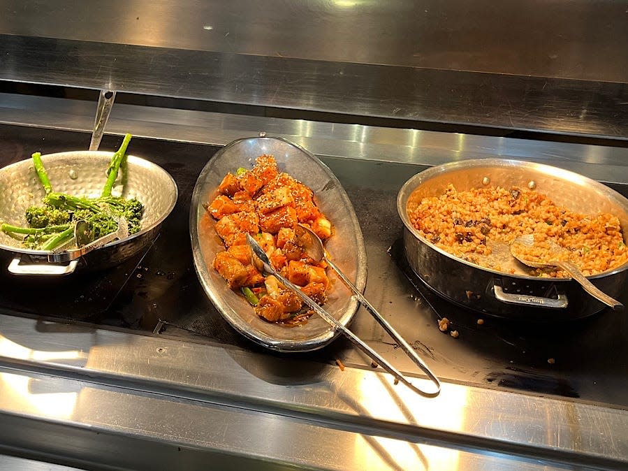 broccoli, tofu, and risotto at teh buffet at hollywood and vine