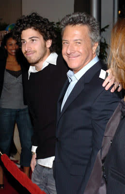 Dustin Hoffman and son at the Los Angeles premiere of Universal Pictures' Meet the Fockers