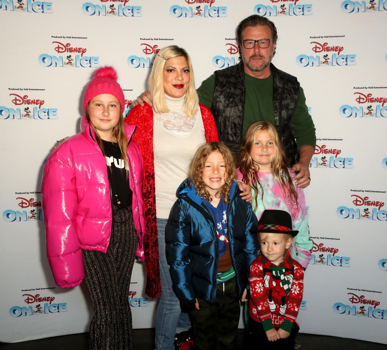 LOS ANGELES, CALIFORNIA - DECEMBER 13: Tori Spelling and Dean McDermott with family attend Disney On Ice Presents Mickey's Search Party Holiday Celebrity Skating Event at Staples Center on December 13, 2019 in Los Angeles, California. (Photo by Ari Perilstein/Getty Images for Feld Entertainment)