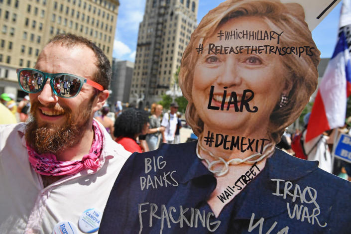 <p>Bernie Sanders supporters gather at City Hall on the second day of the Democratic National Convention on July 26, 2016 in Philadelphia, Pa. (Photo: Jeff J Mitchell/Getty Images)</p>