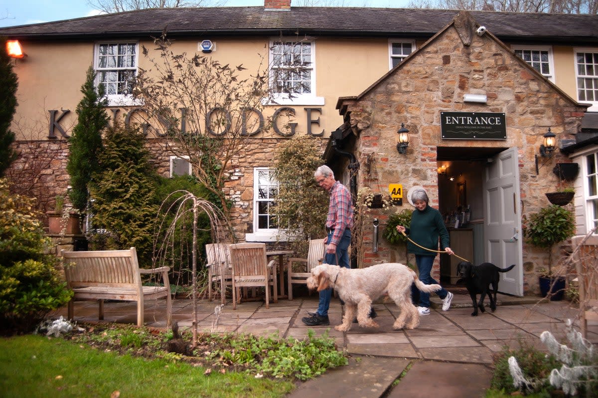 The Kingslodge retains a country pub feel (Kingslodge Inn)