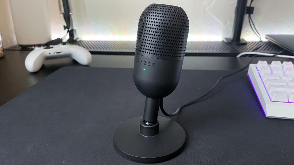 The Razer Seiren V3 Mini USB microphone