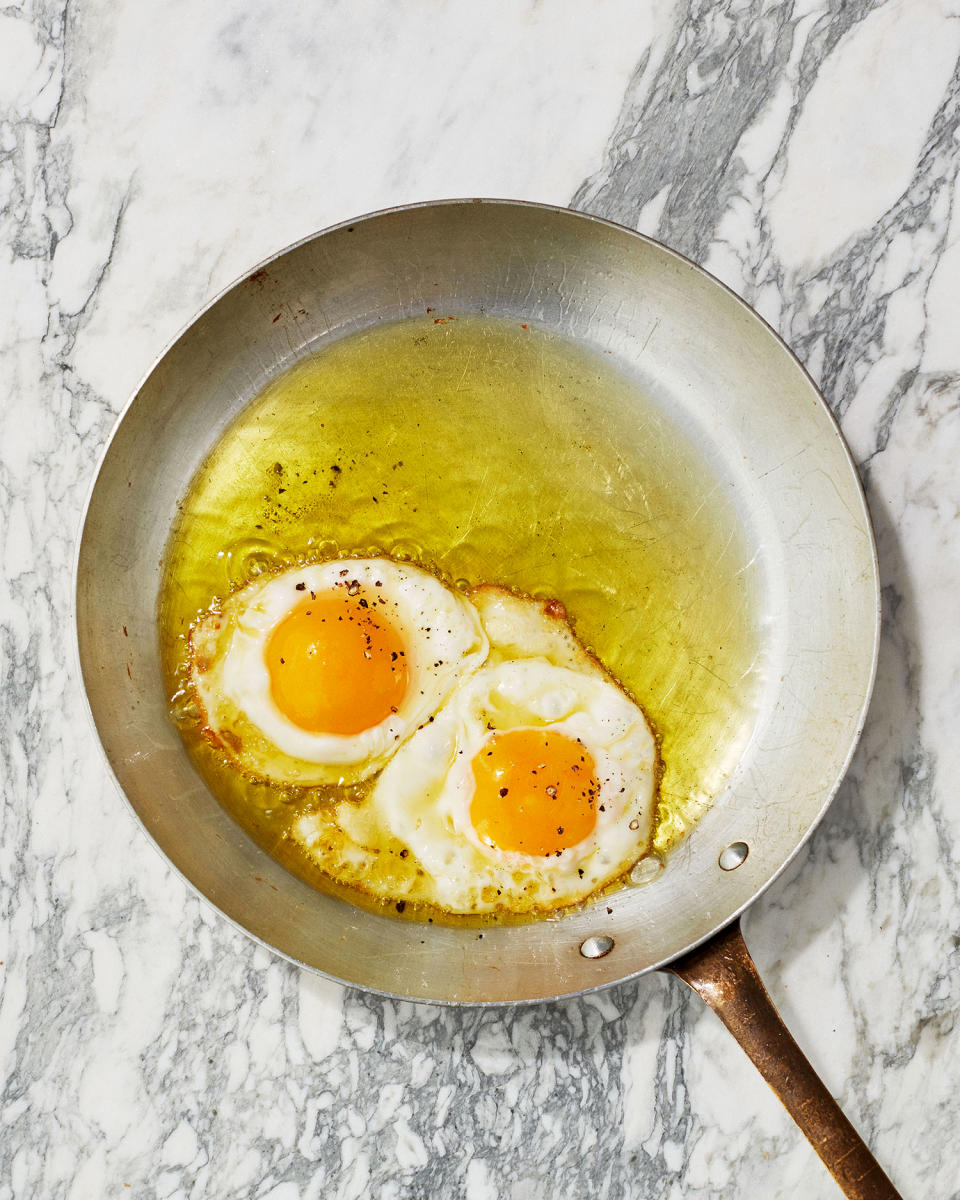 16 Fried Egg Recipes for Breakfast, Lunch, or Dinner