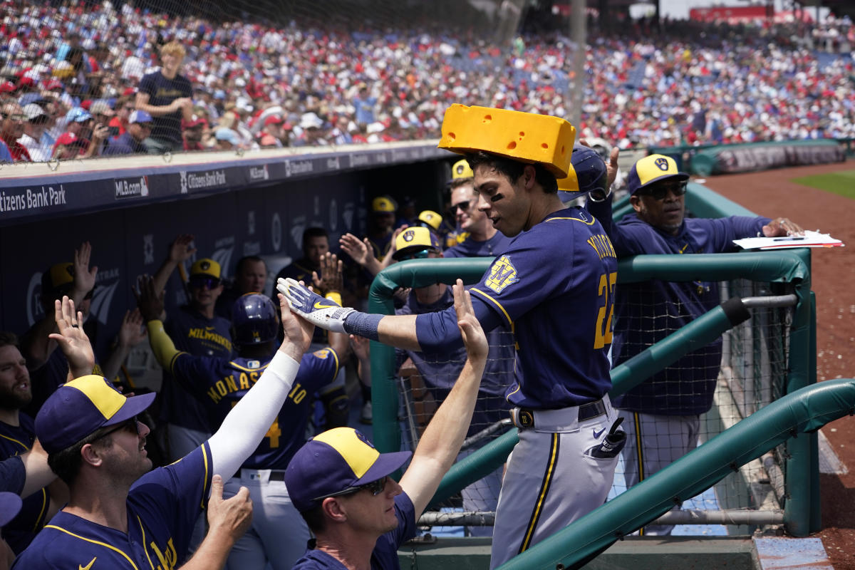 Christian Yelich's resurgence playing vital role in Brewers' quest for NL  Central title