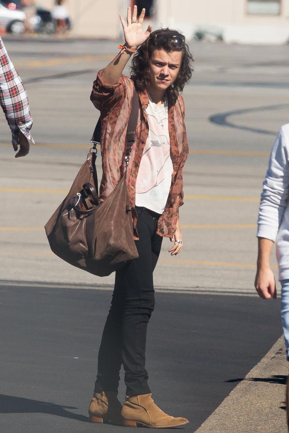 Arriving in Adelaide, Australia, during One Direction's On the Road Again Tour.