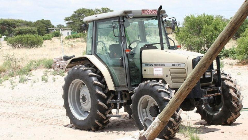 El tractor abandonado