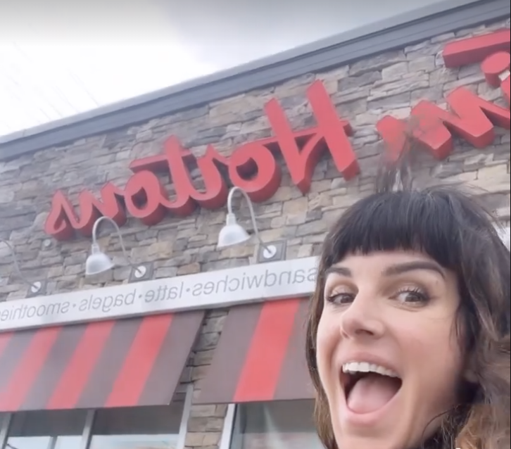 Shenae Grimes-Beech visited Tim Hortons, a popular Canadian coffee chain while on vacation in the Muskoka region. (Photo via Instagram/shenaegrimesbeech)